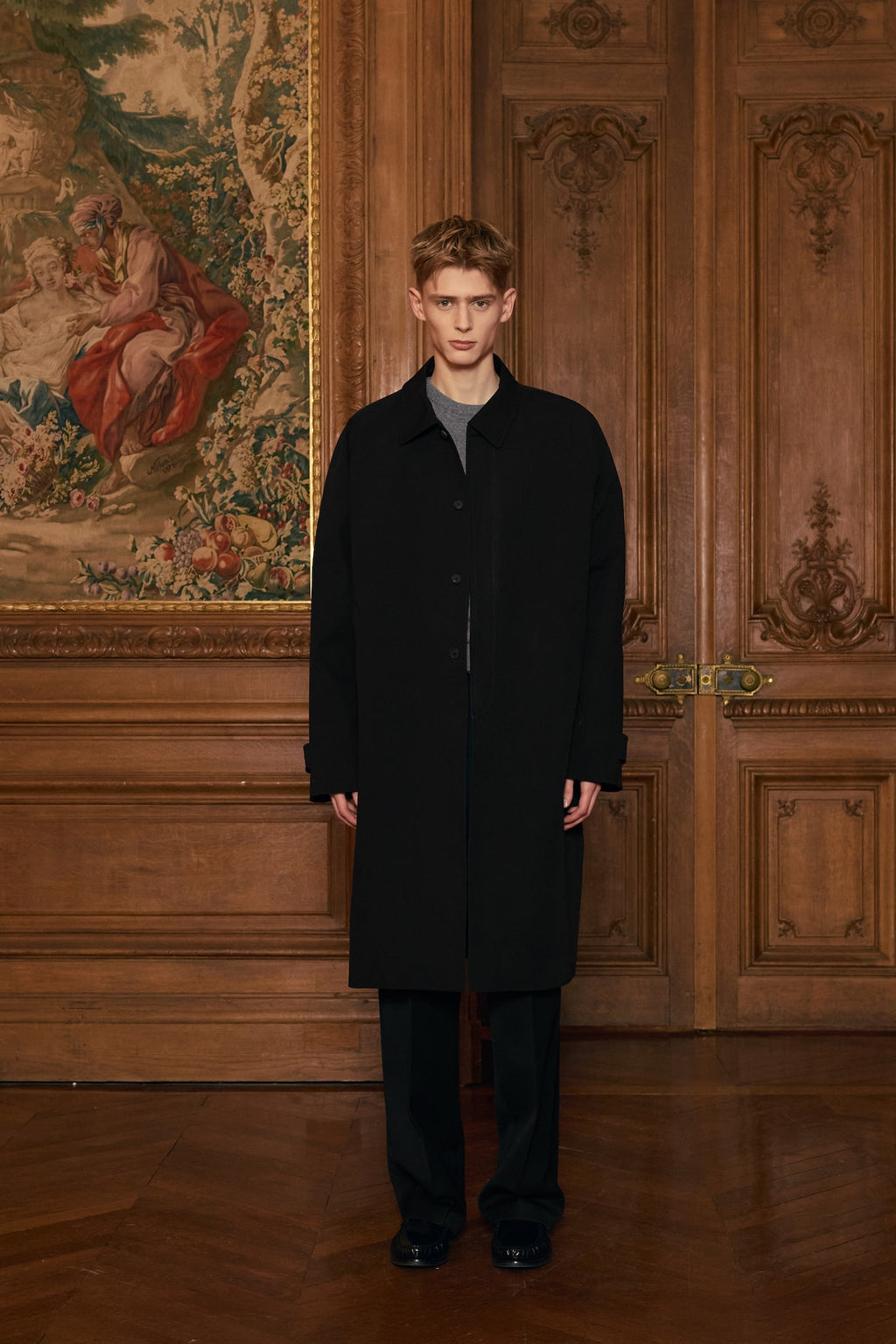STU - Raglan Mac Coat (Black) product image 1 | TRAB K-Fashion Australia