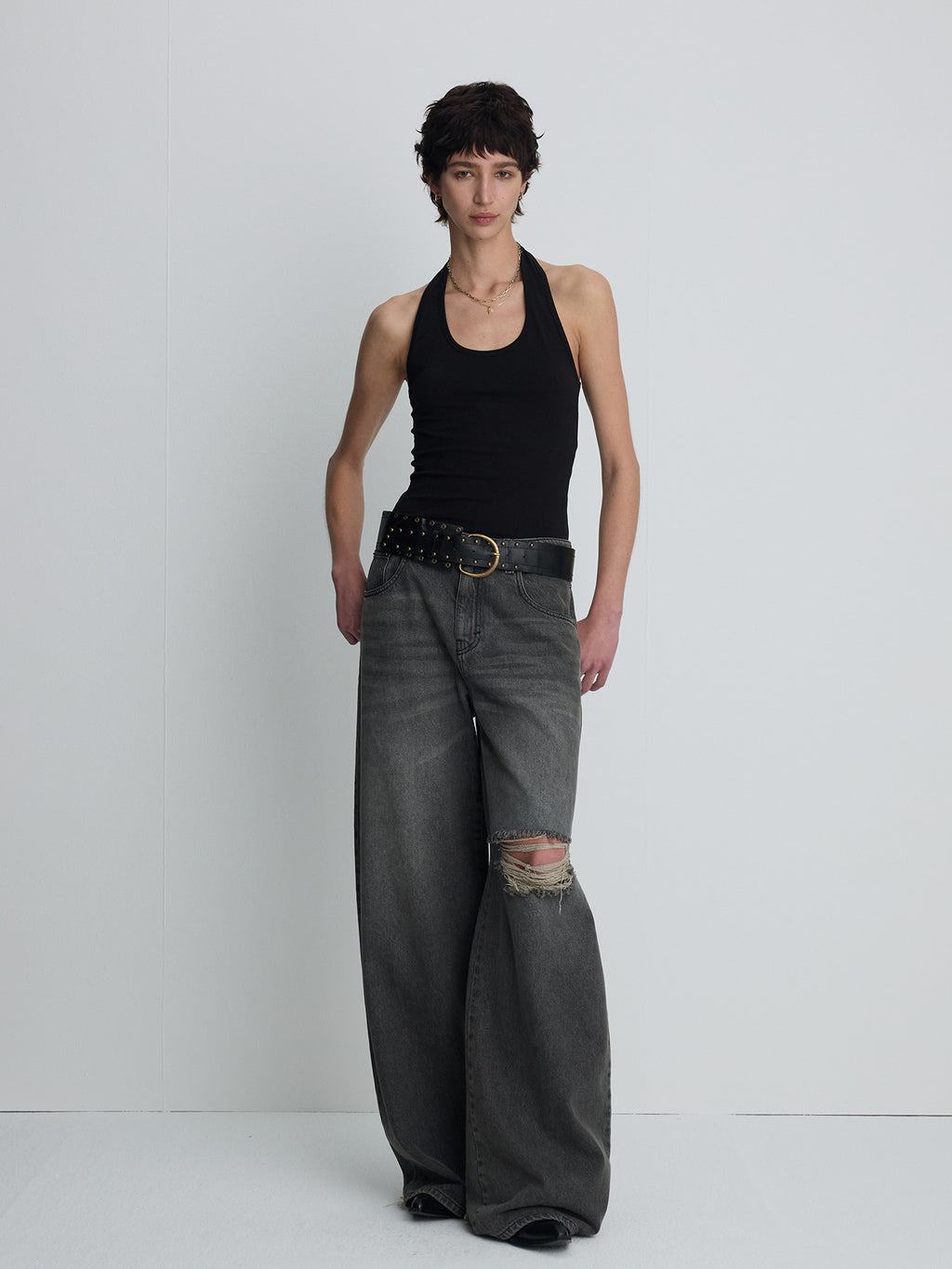 Tonywack - Halter-Neck Sleeveless Top (Black) product image 1 | TRAB K-Fashion Australia