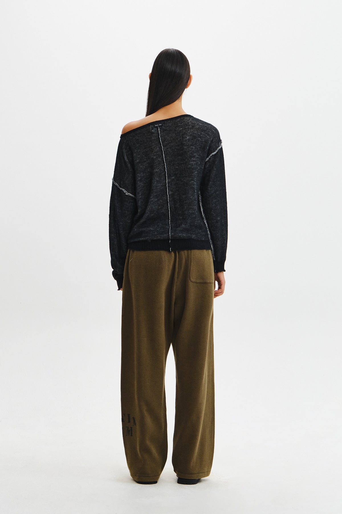Matin Kim - Matin Dual Tone Knit Pullover (Black) product image 9 | TRAB K-Fashion Australia
