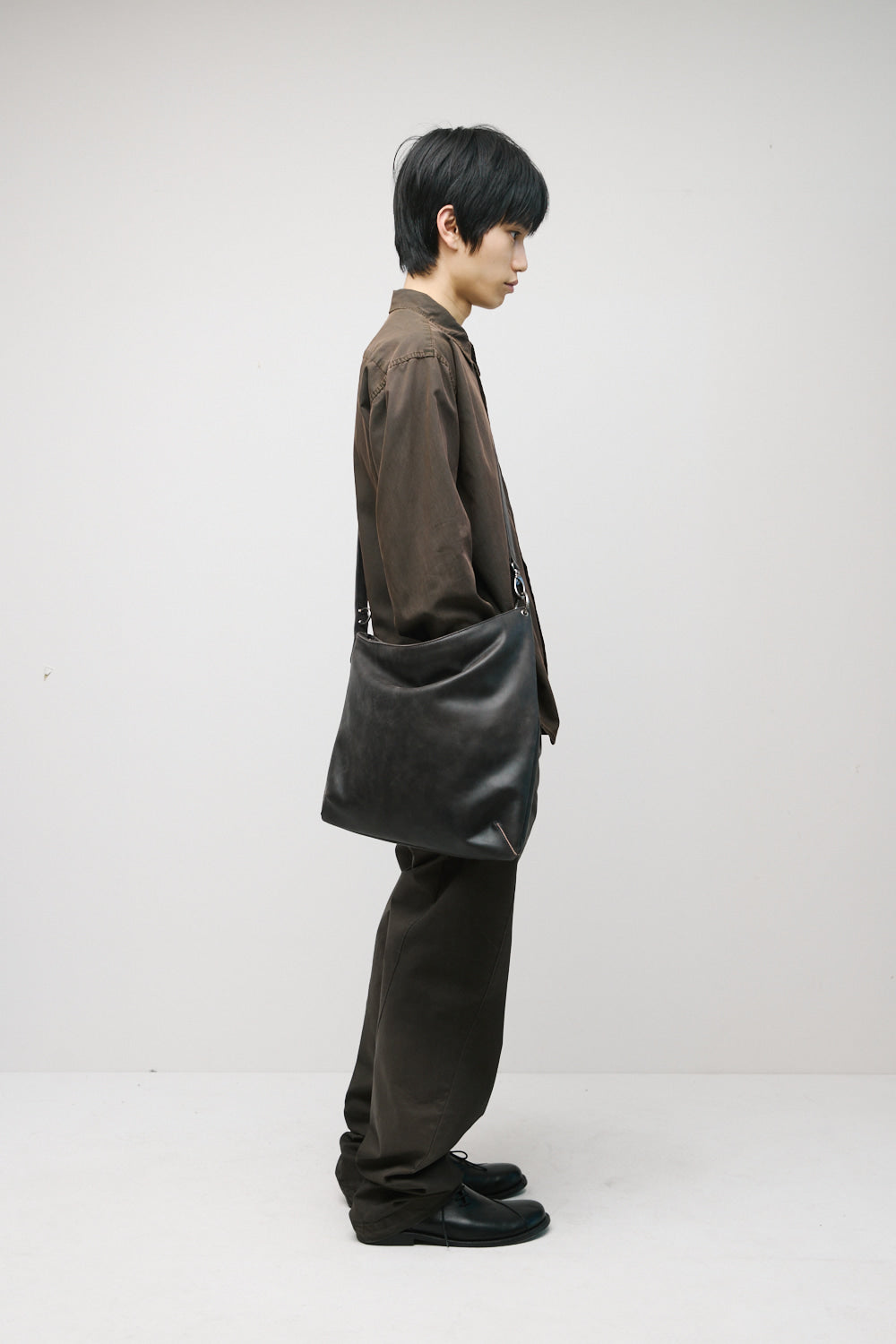 Hatchingroom - Archer Bag Cow Leather (Vintage Brown) product image 11 | TRAB K-Fashion Australia