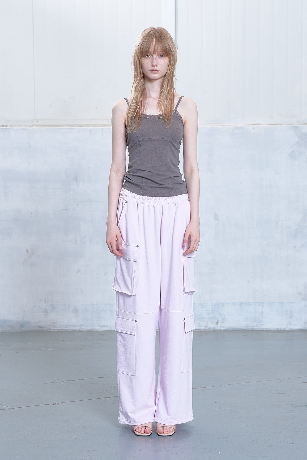 Deinet - Utility Cargo Sweat Pants (Light Pink) product image 1 | TRAB K-Fashion Australia