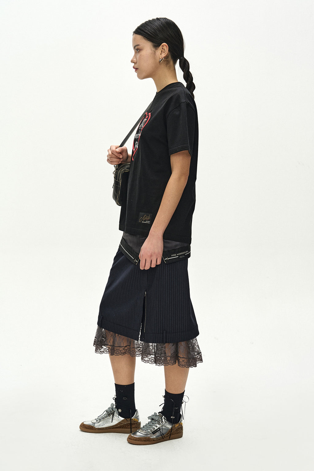 Andersson Bell - Unisex Heart Kelly Logo T-Shirt (Black/Red) product image 4 | TRAB K-Fashion Australia