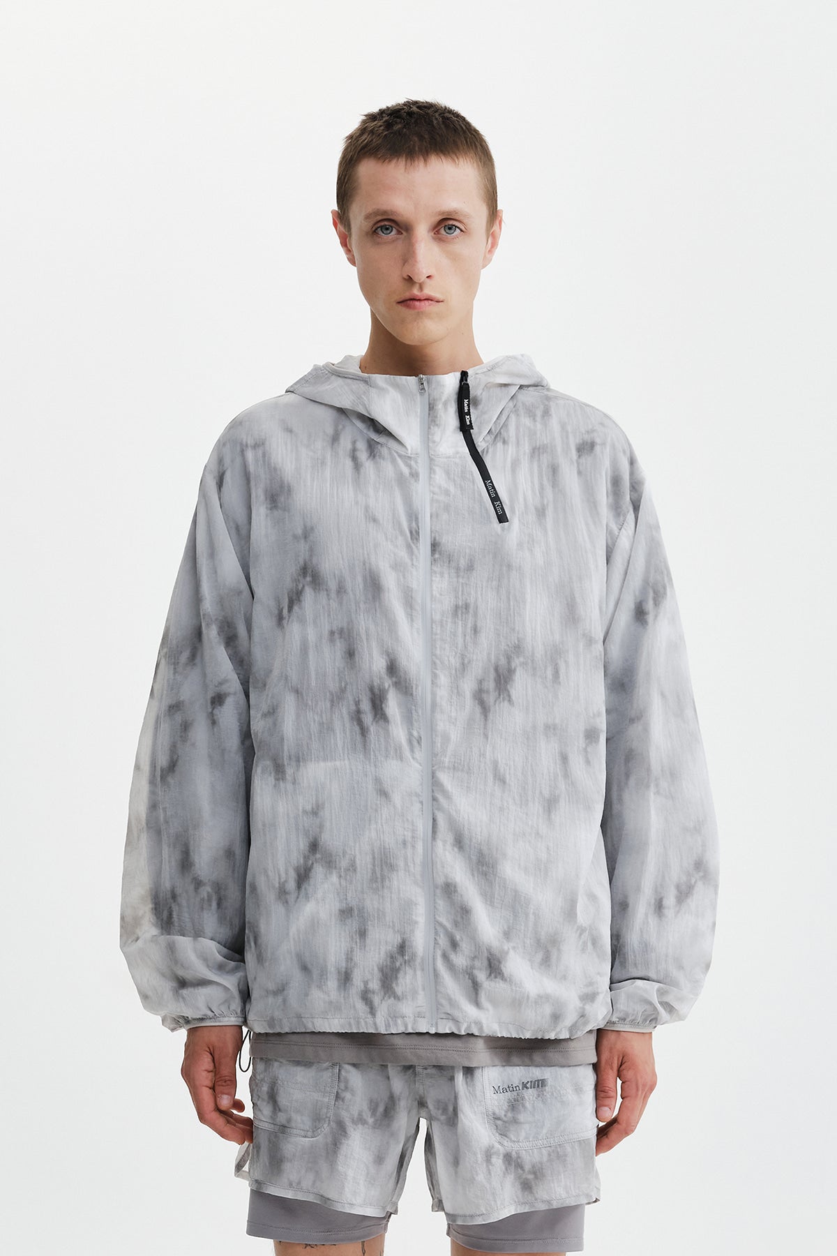 Matin Kim - Matin Pace Reflective Logo Windbreaker (Light Grey) product image 12 | TRAB K-Fashion Australia