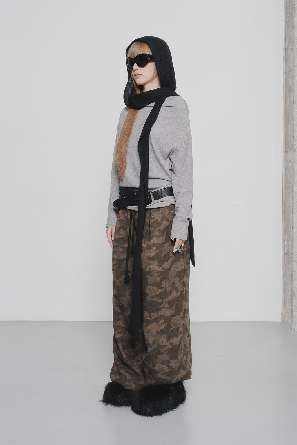 Deinet - Hug Me Hood Long Sleeve (Melange Grey) product image 2 | TRAB K-Fashion Australia