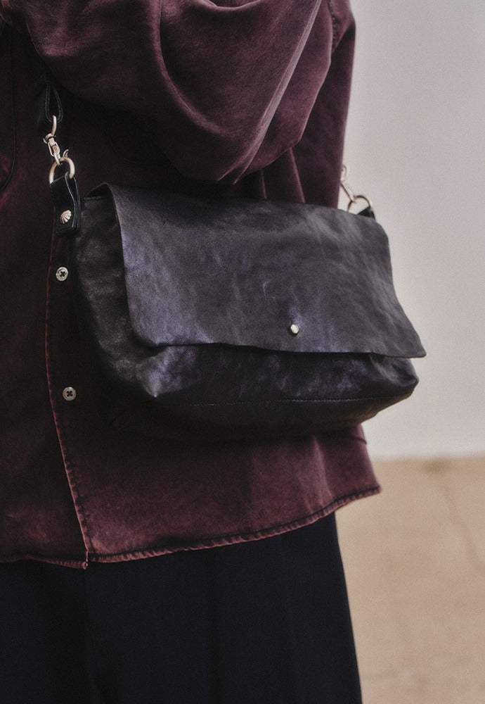Art if acts - Leather French Mail Bag (Black) product image 1 | TRAB K-Fashion Australia