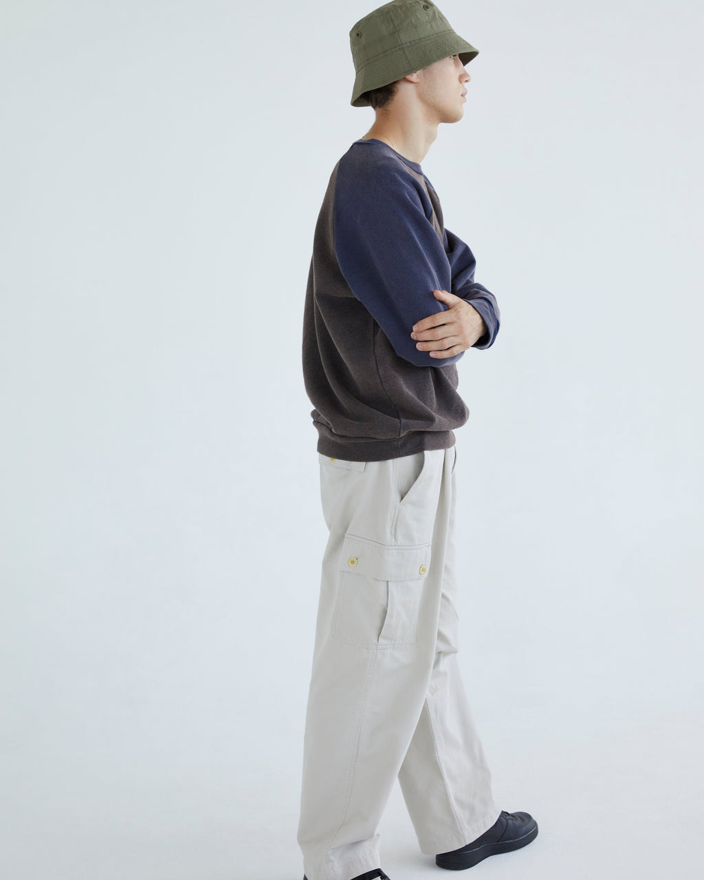 Khakis - 2-Tone Raglan Crewneck (Brown) product image 6 | TRAB K-Fashion Australia