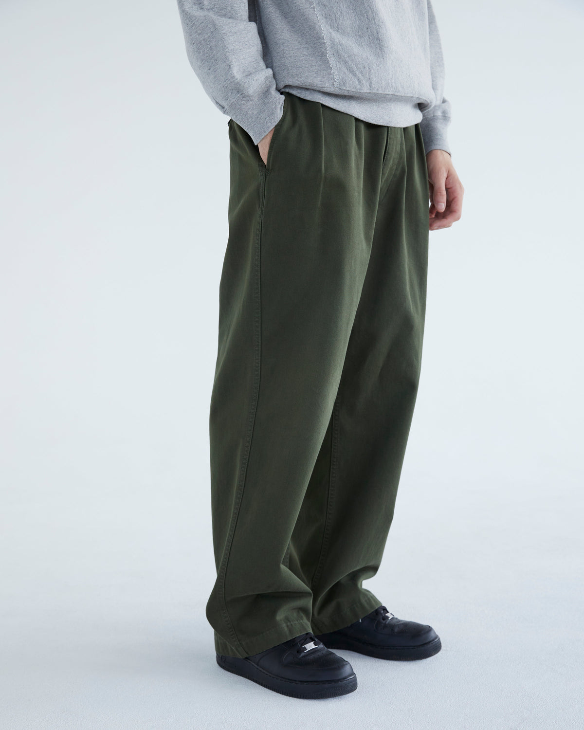 Khakis - State Pant (Olive) product image 7 | TRAB K-Fashion Australia