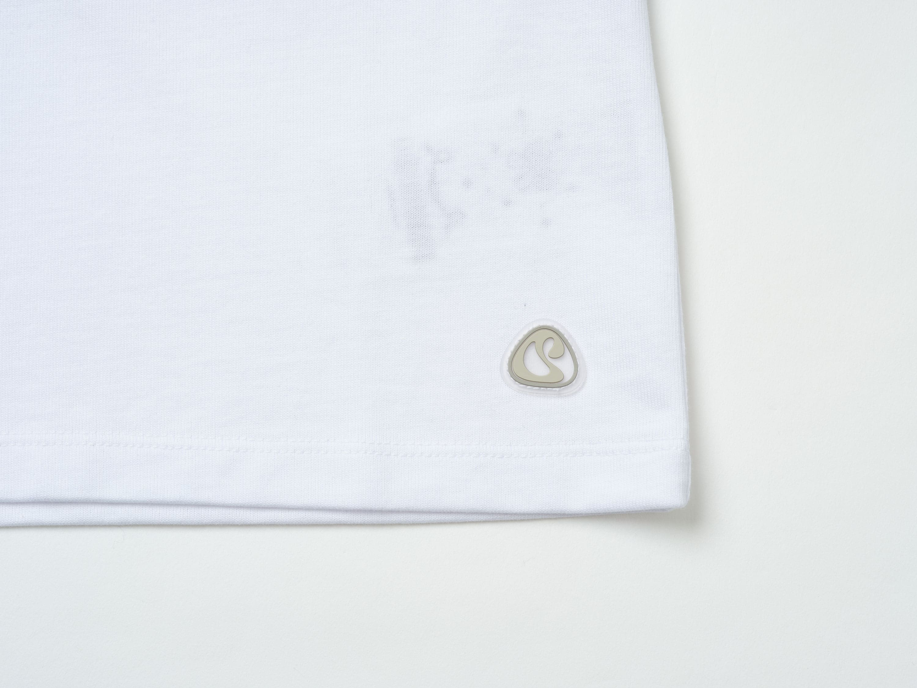 Coyseio - Mini Logo T-Shirt (White) product image 9 | TRAB K-Fashion Australia