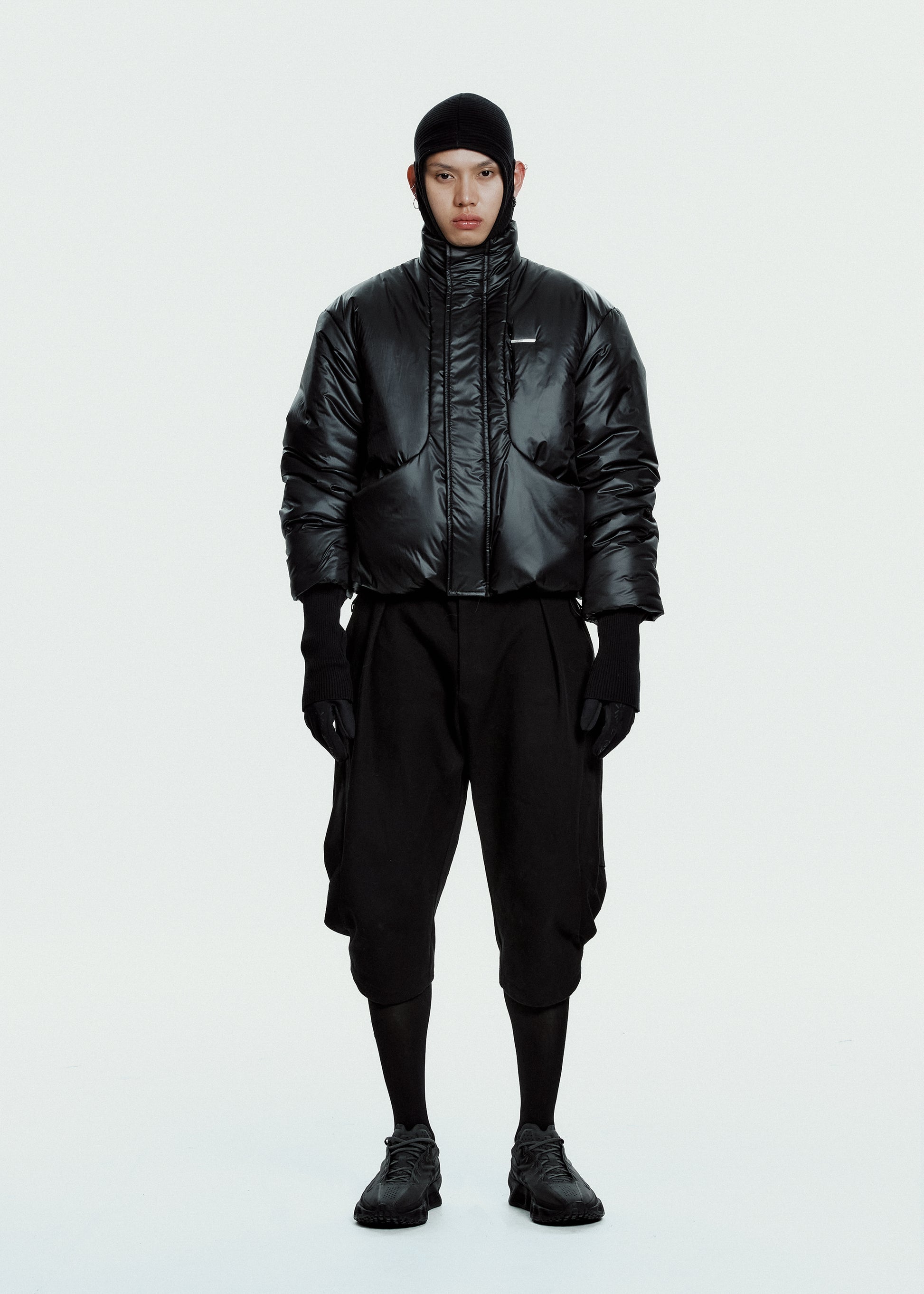 Hyein Seo - Convertible Cargo Pants (Black) product image 7 | TRAB K-Fashion Australia