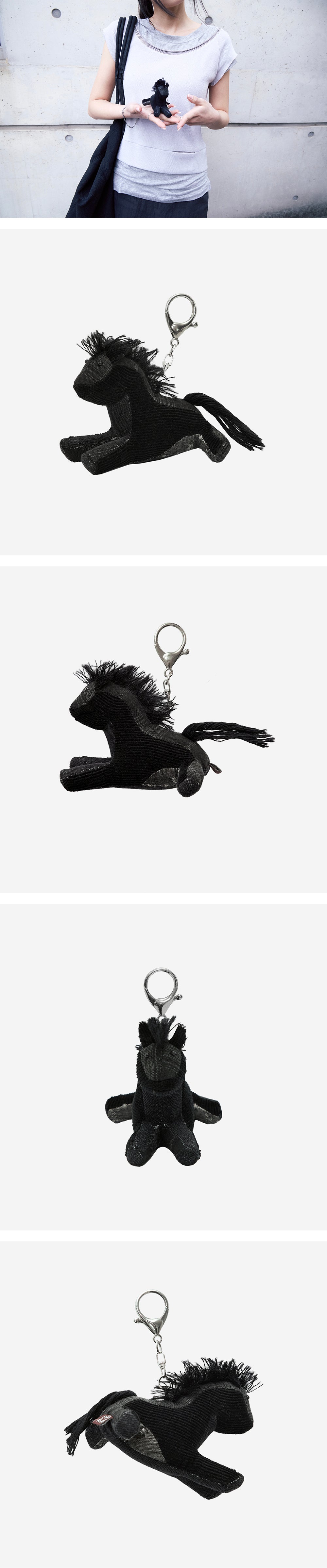 Polyteru - Lucky Horse (Keyring Black) product image 5 | TRAB K-Fashion Australia