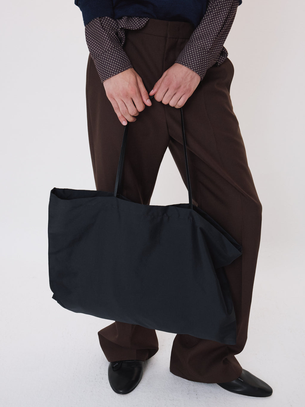 Recto - Pillow Bag (Black) product image 2 | TRAB K-Fashion Australia