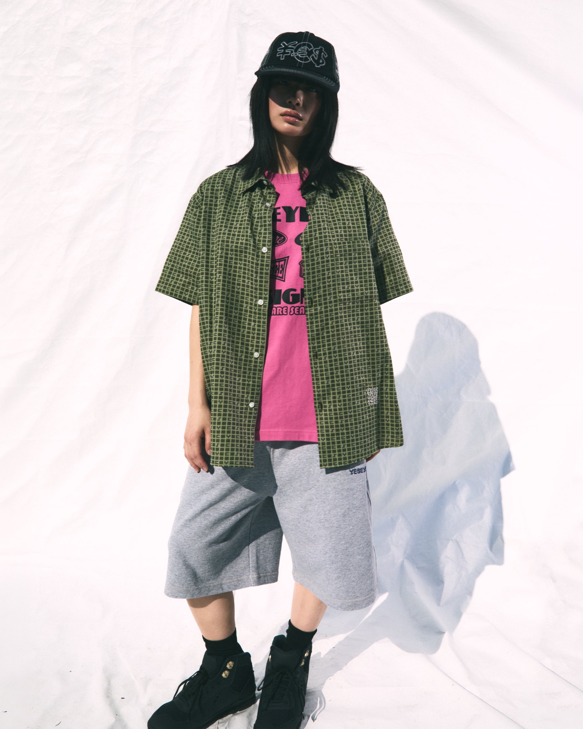 yeseyesee - Hardcore Sweatshorts (Grey) product image 7 | TRAB K-Fashion Australia
