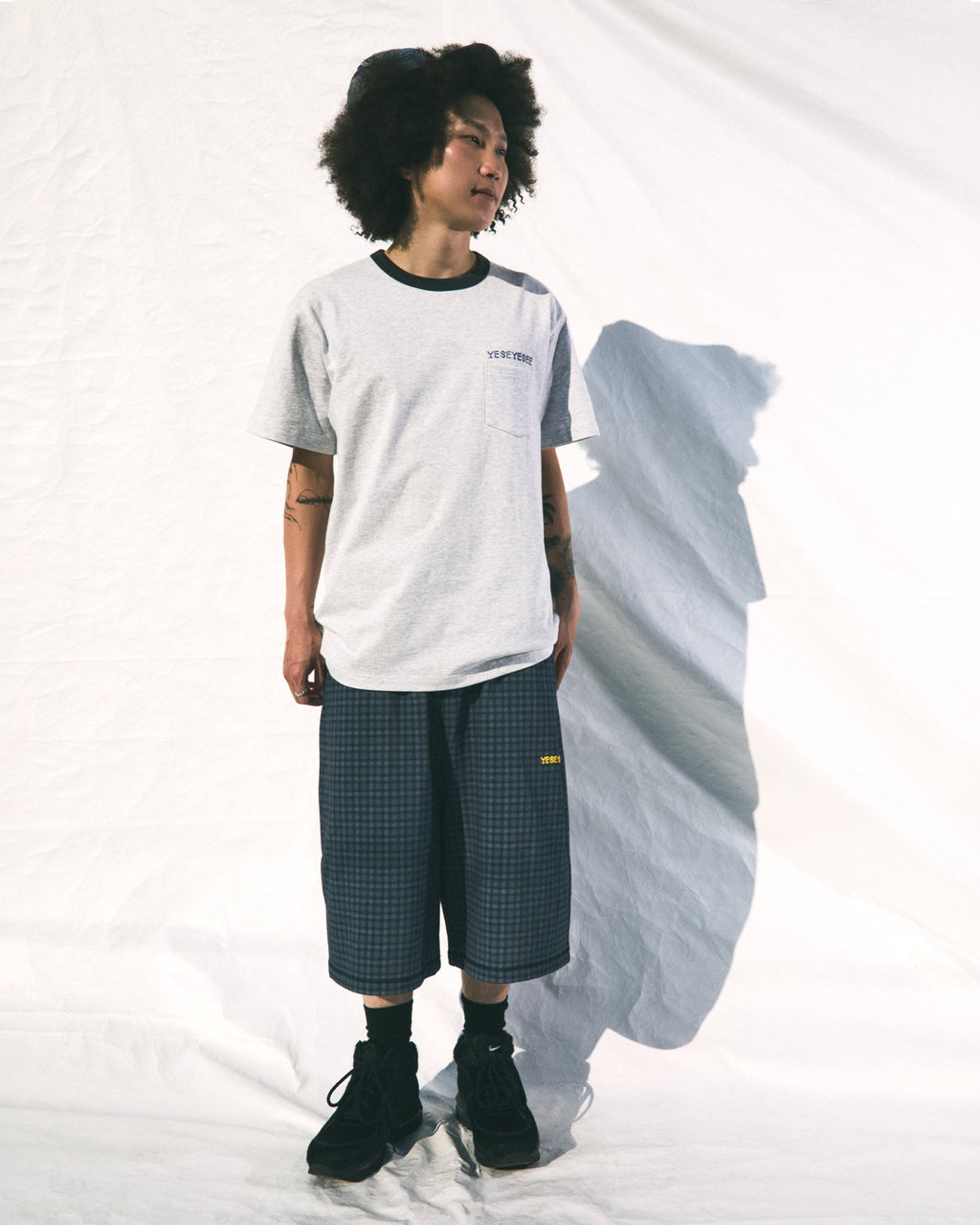 yeseyesee - Hardcore Sweatshorts (Navy) product image 7 | TRAB K-Fashion Australia
